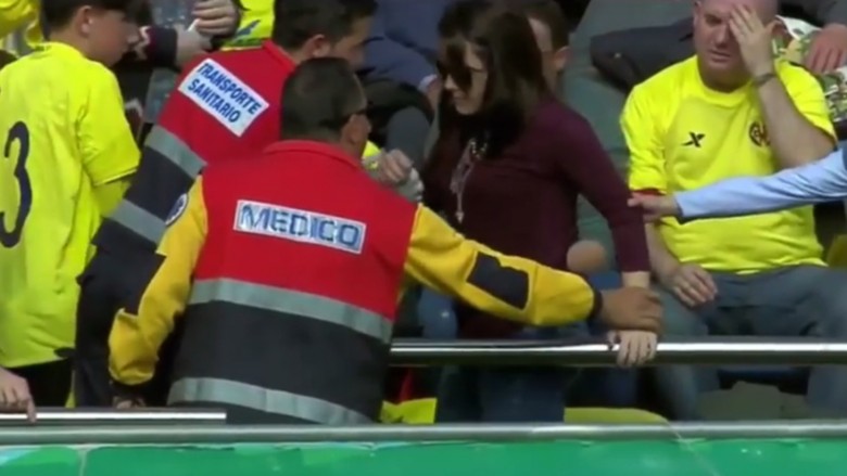 Shikojeni momentin kur Messi ia thyen dorën një tifozeje, e cila alivanoset (Foto/Video)