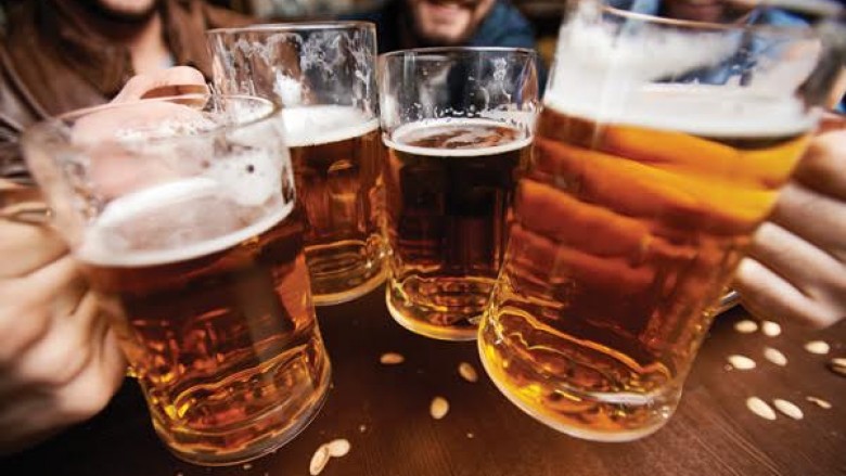 Sipas shkencës, ka një përfitim nga pirja e birrës çdo ditë