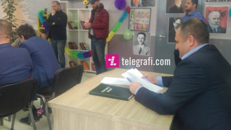 Shpend Ahmeti në serialin “O sa mirë” (Foto/Video)