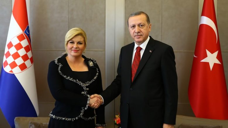 Erdogan viziton Kroacinë, shoqërohet edhe nga 90 biznesmenë
