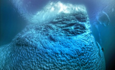 Përmasat e jashtëzakonshme të ajsbergëve nën ujë (Foto)