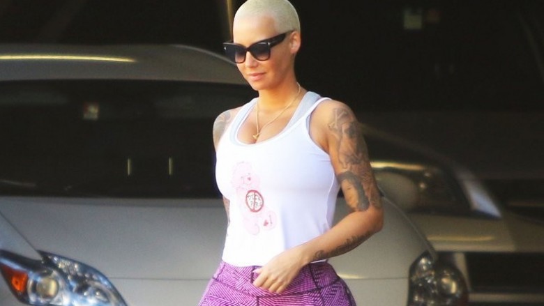 Amber Rose vështirë ta kontrollojë gjoksin (Foto)