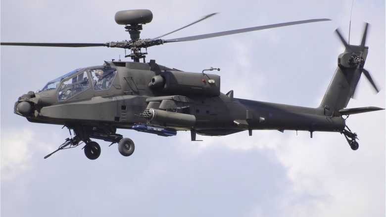 Helikopterët Apache për herë të parë në Irak