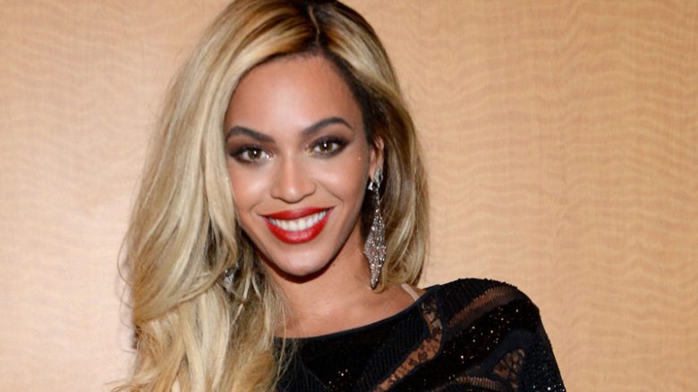 Beyonce detyrohet ta shtyjë koncertin