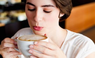 Pasi t’i lexoni këto përfitime të mahnitshme shëndetësore të kafesë, menjëherë do të shkoni në kuzhinë ta bëni një