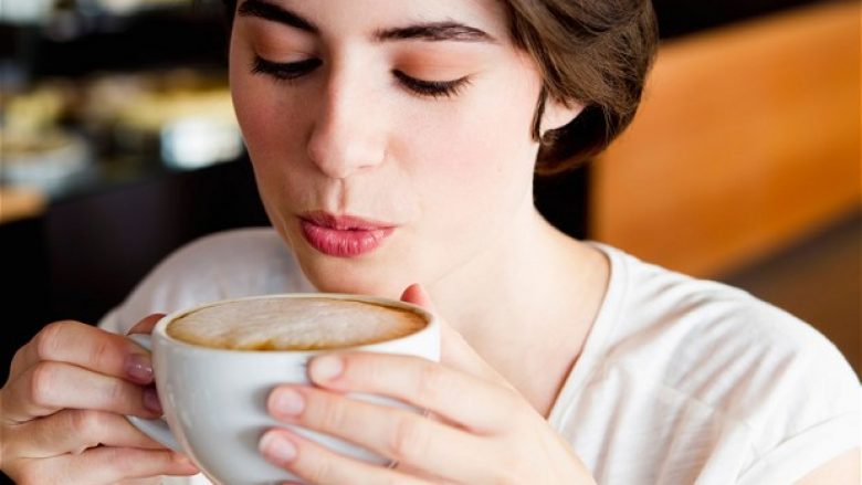 Pasi t’i lexoni këto përfitime të mahnitshme shëndetësore të kafesë, menjëherë do të shkoni në kuzhinë ta bëni një