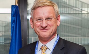 Bildt: Bashkimit Evropian i bie kredibiliteti në Ballkan për shkak të vetos së Francës