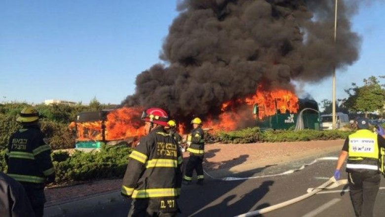 Kryeministri i Izraelit ka premtuar që do të gjejë sulmuesit e autobusit