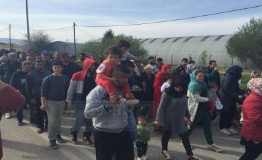 Refugjatët sirianë në portat e Shqipërisë (Foto)