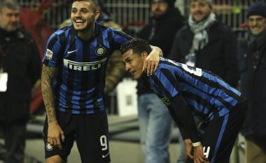 Conte vëzhgon lojtarin e Interit