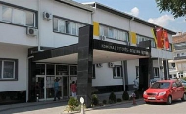 E çuditshme! Komuna e Tetovës kërkon avokat me 32 vite përvojë pune (Video)