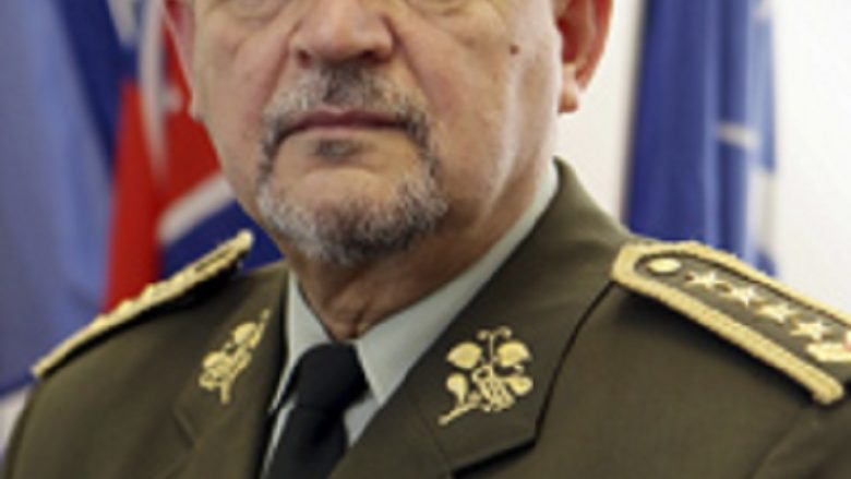 Shefi i Forcave të armatosura të Sllovakisë për vizitë në Maqedoni