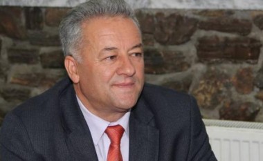 Svarqa demanton Selcën: Nuk do të ndërtohet përmendorja e Enver Hoxhës