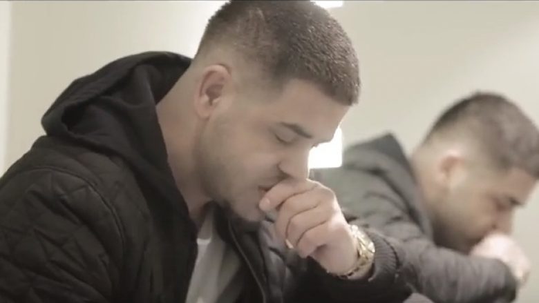 Momenti kur Noizy gjuan ujë në drejtim të publikut (Video)