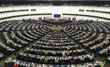Socialistët dhe Demokratët kërkojnë në Parlamentin Evropian mbështetje për Maqedoninë e Veriut dhe Shqipërinë