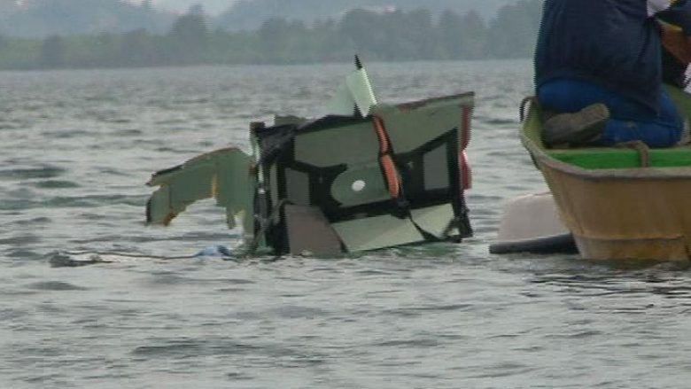 Mbyllet hetimi administrativ për rrëzimin e helikopterit në liqenin e Shkodrës