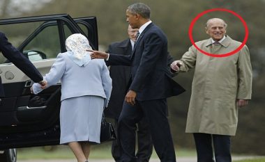 Burri i mbretëreshës Elizabeth ‘zëvendëson’ shoferin e Obamës (Foto/Video)