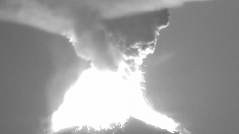 Shpërthen vullkani më i madh në botë Popocatepetl (Video)