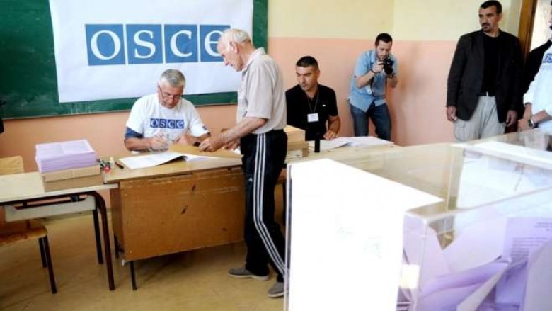 Kosova do të lejojë serbët e saj të votojnë për zgjedhjet e Serbisë