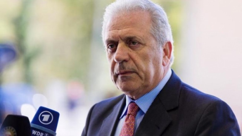 Avramopoulos i gatshëm të vizitojë Kosovën, për vizat