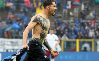 Totti shpëton Romën, në tmerrin e Atalantas (Video)