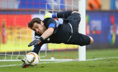 Casillas largohet nga Porto, befason me kampionati ku do të luajë