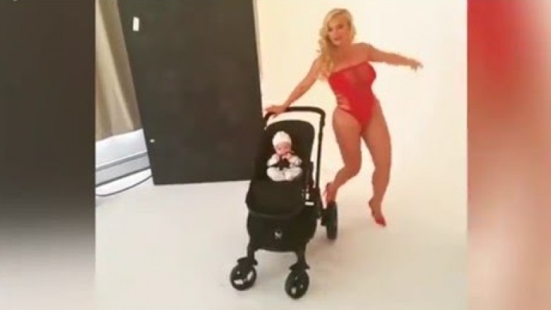 Coco Austin tregon “asetet” pranë vajzës së saj të vogël (Video)