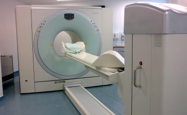 Në QKUK pacientëve u është bërë CT-ja pa kontrast (Video)