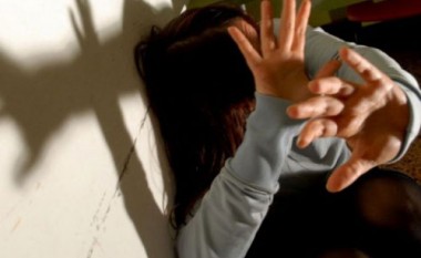 Si u zbulua trafikimi e dhunimi i 11-vjeçares përmes një telefoni?