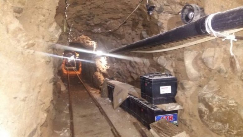 Zbulohet tuneli më i madh i drogës – i pajisur edhe me hekurudhë dhe ashensor (Video)