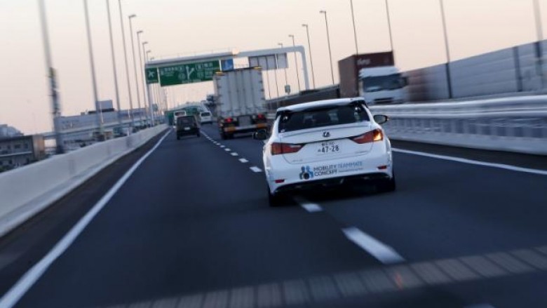 Krijimi i hartave inteligjente – bashkëpunim në mes të Toyotas, Nissanit dhe Qeverisë japoneze