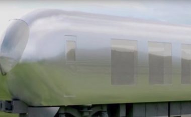 Japonezët ndërtojnë “trenin e padukshëm” – ja çfarë e bën atë të tillë! (Video)