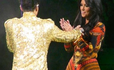 Momenti kur Prince e kishte përzënë nga skena Kim Kardashianin (Video)
