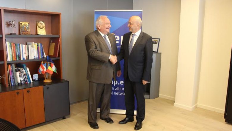 Mustafa merr përkrahjen e EPP-së për proceset eurointegruese të Kosovës