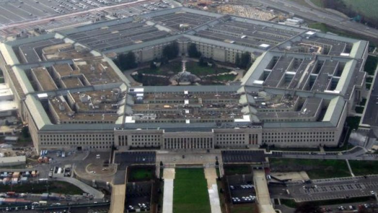 Pentagoni kërkon të bllokojë internetin për ISIS-in
