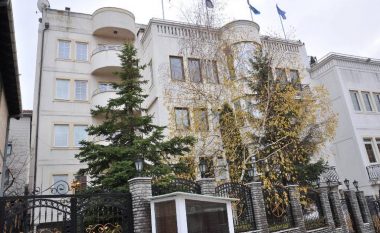 Punëtorët në rezidencën e Ibrahim Rugovës paguhen nga buxheti, Haradinaj kërkon kontrata për ta