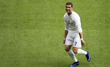 Shpërthen Ronaldo me dy gola (Video)