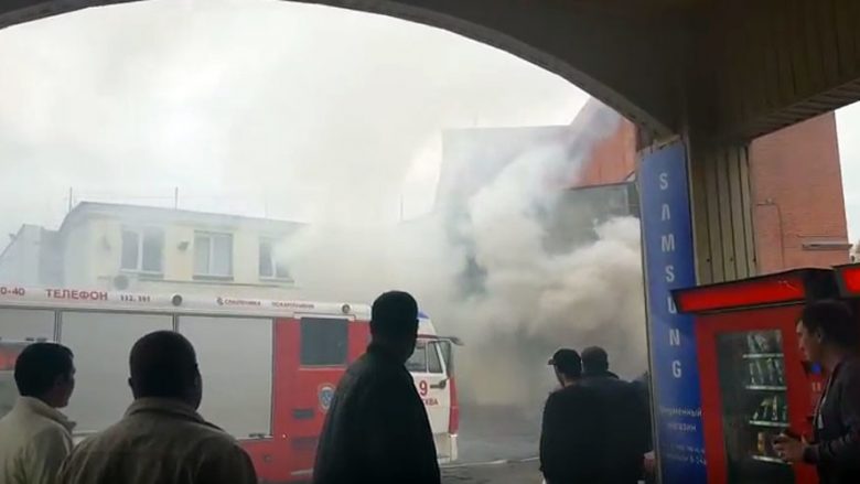 Shpërthim në një qendër tregtare në Moskë, një i vdekur (Video)