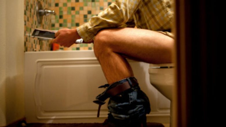 Shkaku i minjve, qytetarët paralajmërohen të kujdesen për prapanicën në tualet