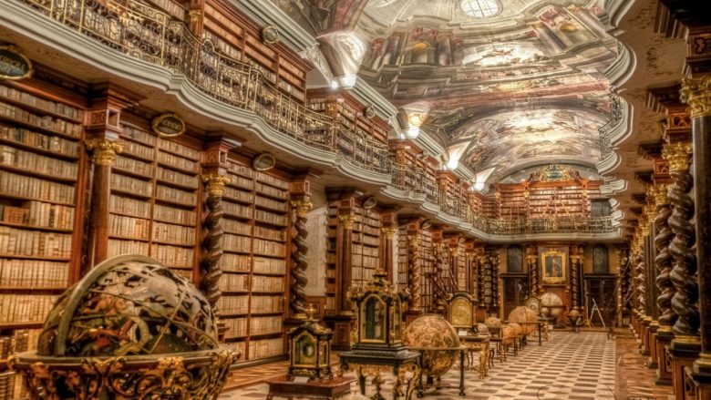 Këto janë 24 bibliotekat më të bukura në botë që ju lënë pa frymë (Foto)
