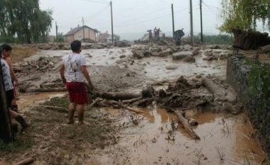 Kinë, 66 të vdekur pas shirave të rrëmbyer në jug të vendit