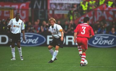 Sot 15 vite më parë zhvillohej finalja e LK mes Bayern e Valencia (Video)