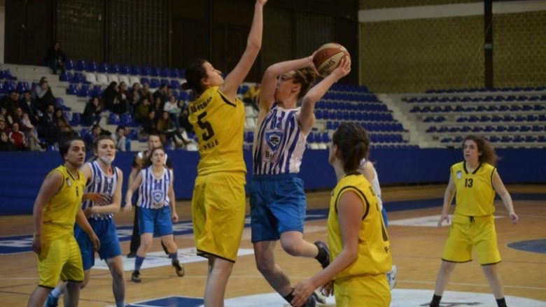 Basketbollistet e Prishtinës fitojnë titullin