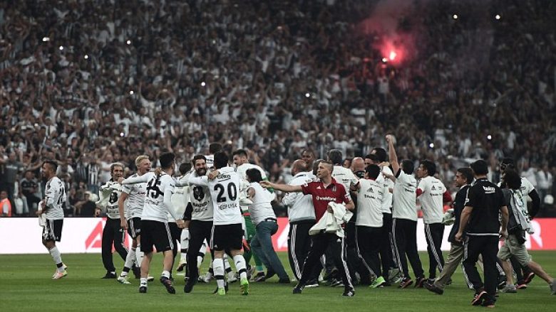 Besiktasi kampion i Turqisë