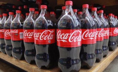 Coca Cola ndalon prodhimin në Venezuelë