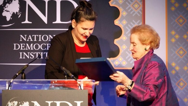 Çmimi ”Madeleine Albright” për OJQ ‘Reactor’ nga Maqedonia