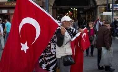 BE mbështet vizat për Turqinë, por i bën thirrje për plotësimin e kushteve