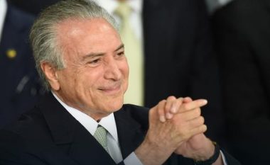 Presidenti i ri brazilian ngatërron gazetarin duke menduar se po bisedon me presidentin e Argjentinës