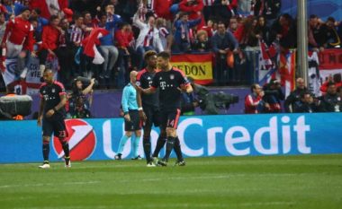 Bayerni shënon dhe humbet një penallti (Video)