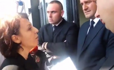Momenti kur Donika Gërvalla sërish i ndalohet hyrja në Kuvendin e LDK-së (Video)